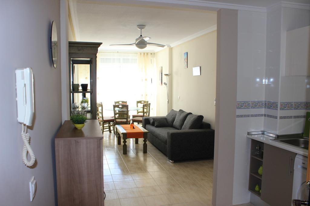 Ferienwohnung Apartamento Mariposa Torrevieja Zimmer foto