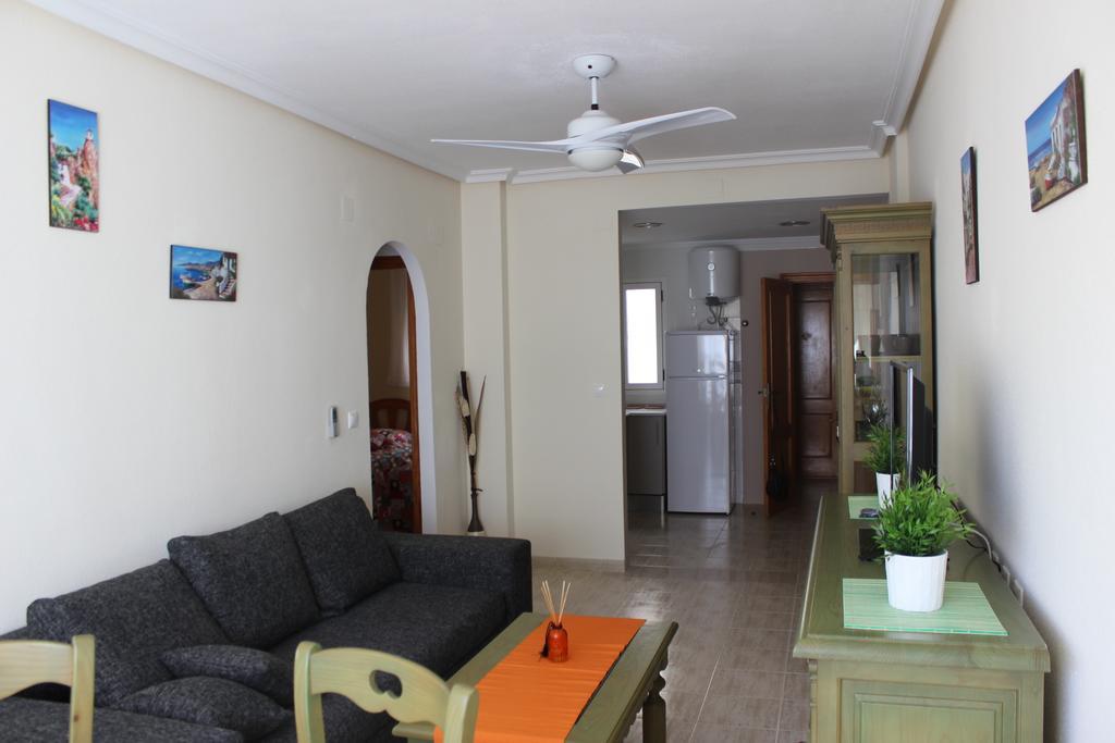 Ferienwohnung Apartamento Mariposa Torrevieja Zimmer foto